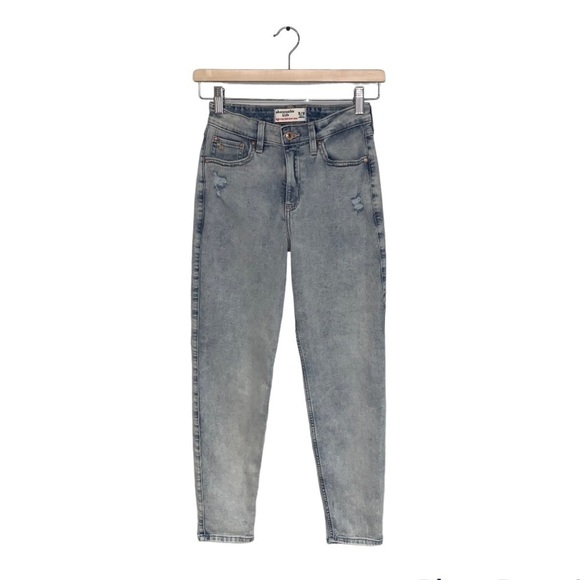 Abercrombie Kids Mini Mom Jeans Size 15/16 Girls Light Acid Wash Denim High Rise - Picture 1 of 8